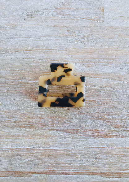 Fudge Medium Claw Clip